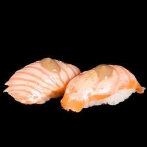 NIGUIRI SALMON FLAMBEADO